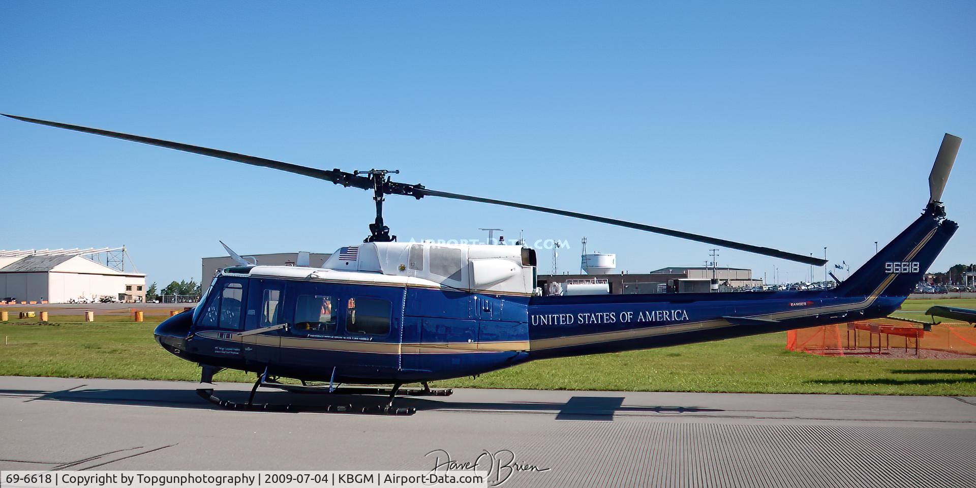 69-6618, 1970 Bell UH-1N C/N 31024, 1st HS out of Andrews AFB