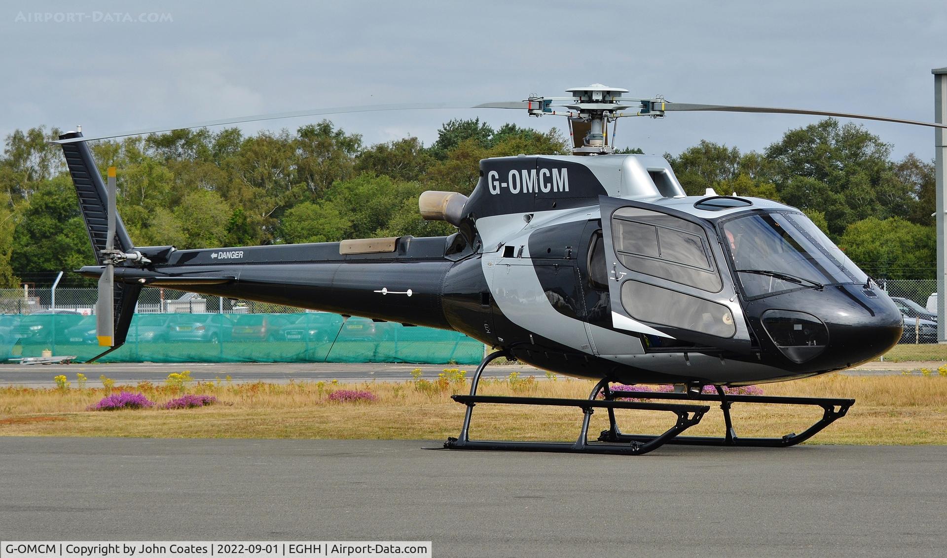 G-OMCM, 2018 Airbus Helicopters AS-350B-3 Ecureuil C/N 8573, Visitor at Bliss Avn.