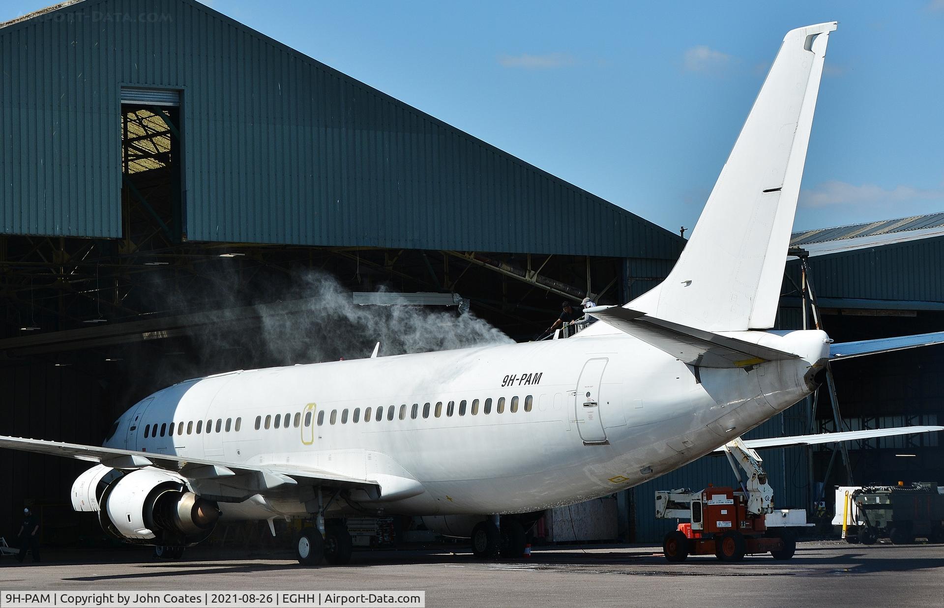9H-PAM, 1991 Boeing 737-33A C/N 25744, Receiving attention