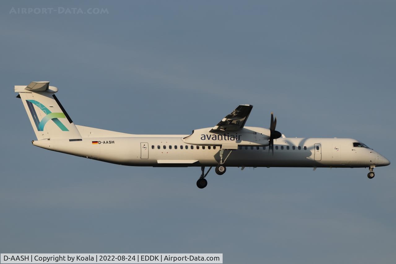 D-AASH, 2008 De Havilland Canada DHC-8-400 Dash 8 C/N 4187, Arrival runway 14L from Zagreb.