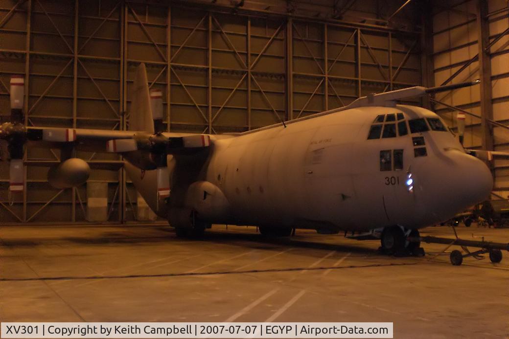 XV301, Lockheed C-130K Hercules C.1 C/N 382-4268, RAF C-130 Hercules XV301 in the hangar at RAF Mount Pleasant, Falkland Islands, 2007.