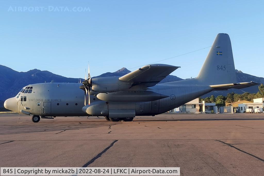 845, 1981 Lockheed Martin C-130H C/N 4884, Parked