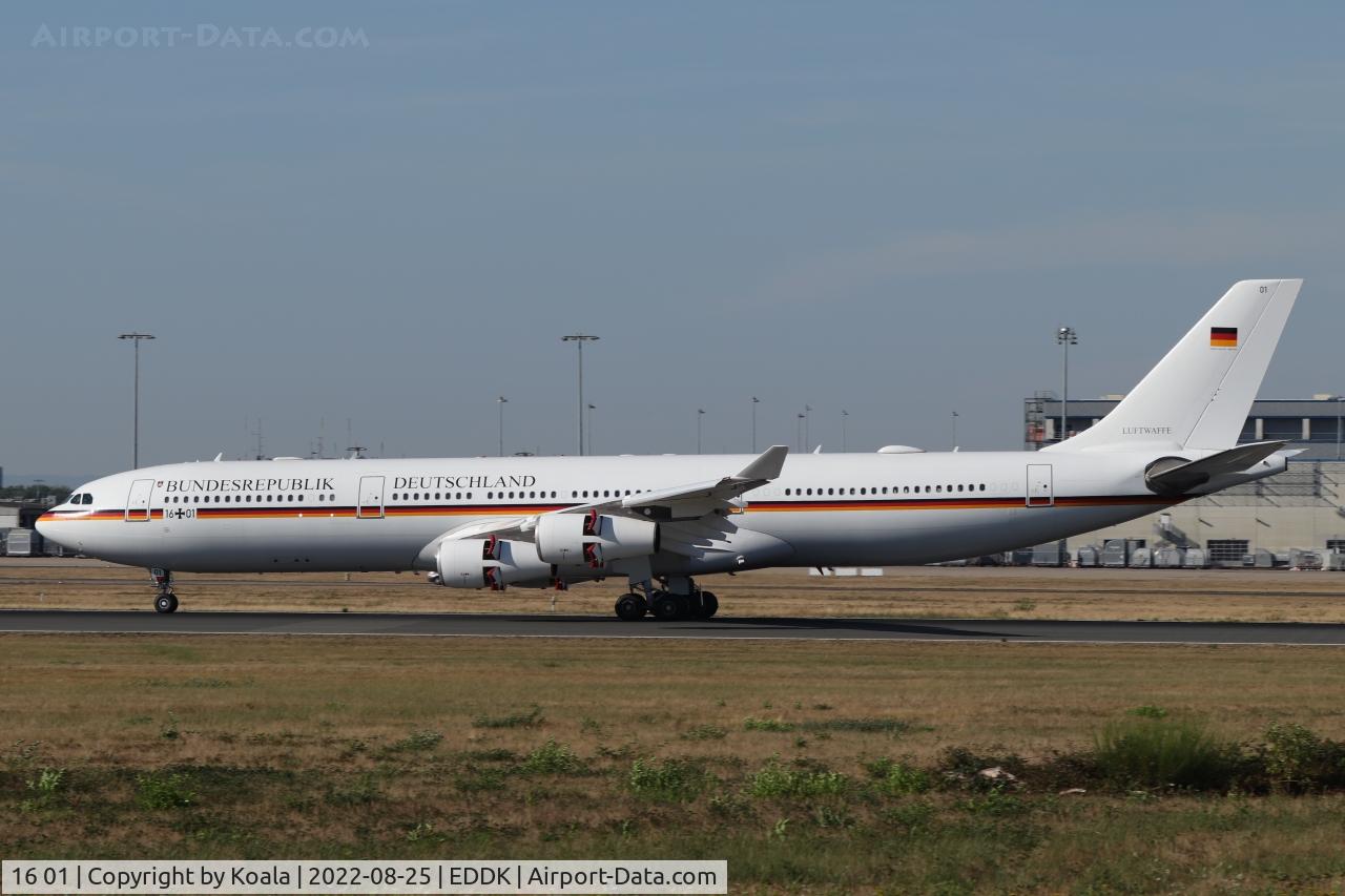 16 01, 1999 Airbus A340-313X C/N 274, Arrival from Berlin.