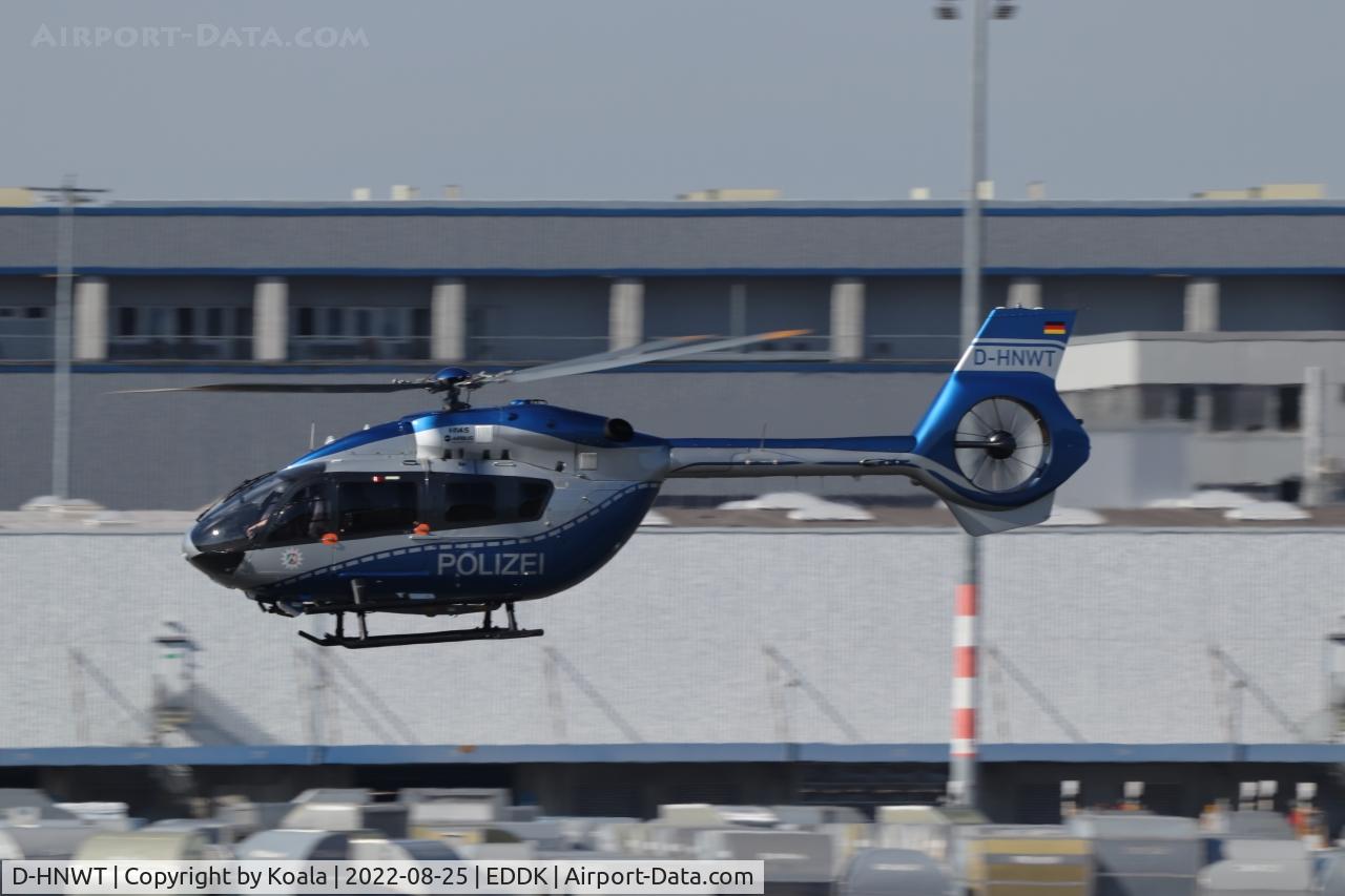 D-HNWT, 2016 Airbus Helicopters BK 117 D2 C/N 20107, First pic in the database. Passing runway 14L.