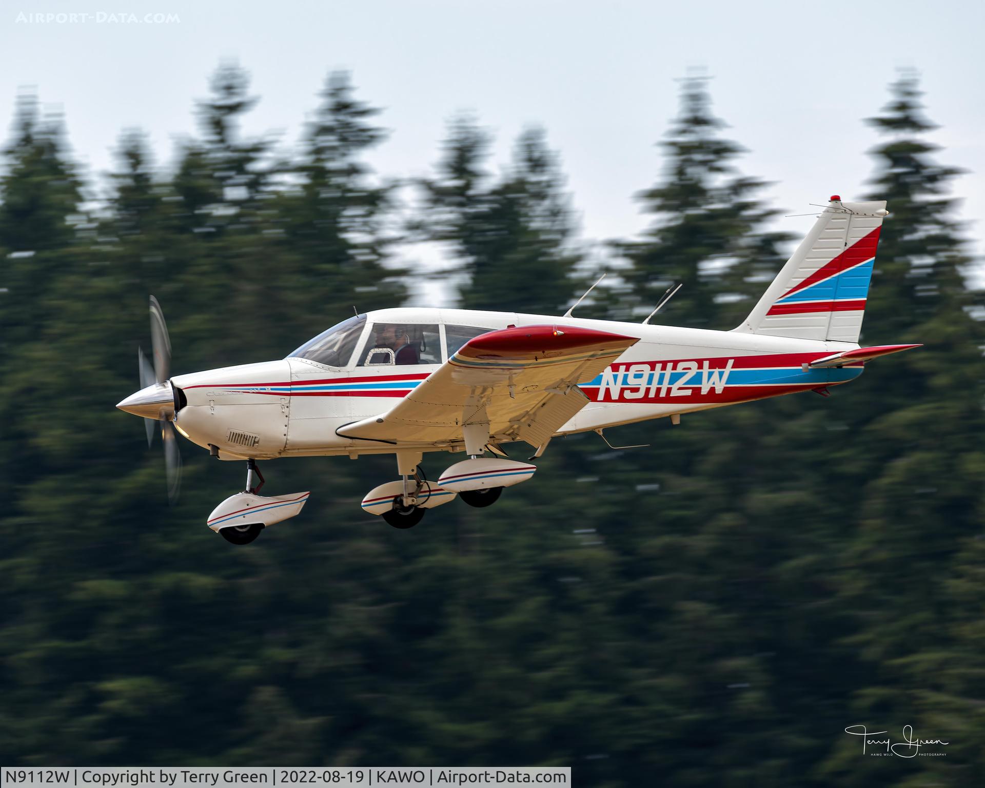 N9112W, 1966 Piper PA-28-235 C/N 28-10723, KAWO