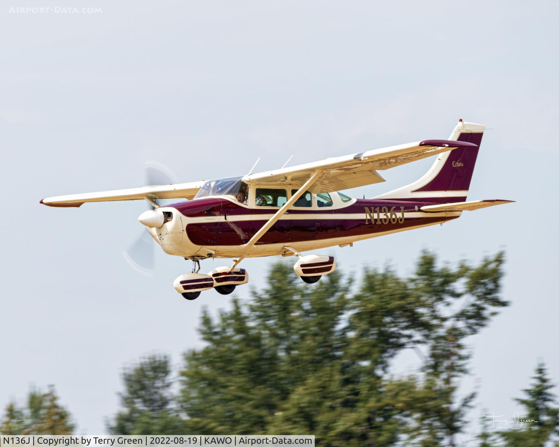 N136J, 1962 Cessna 210-5 (205) C/N 205-0136, KAWO