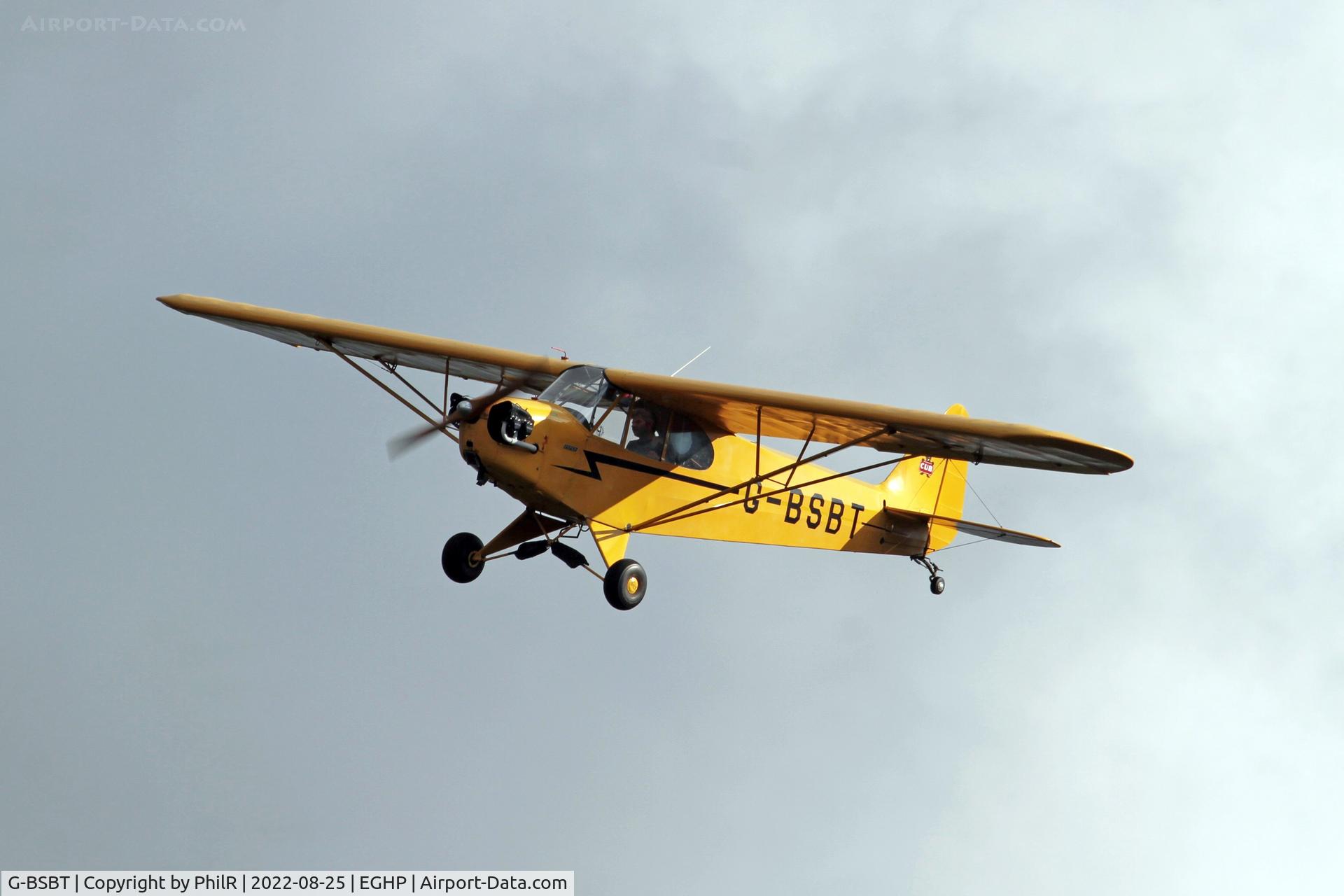 G-BSBT, 1946 Piper J3C-65 Cub Cub C/N 17712, G-BSBT 1946 Piper J3C-65 Cub Popham