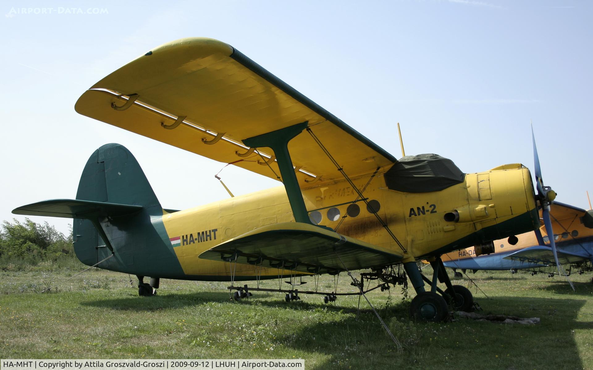 HA-MHT, 1974 PZL-Mielec AN-2R C/N 1G155-11, LHUH - Úrhida Airport, Hungary