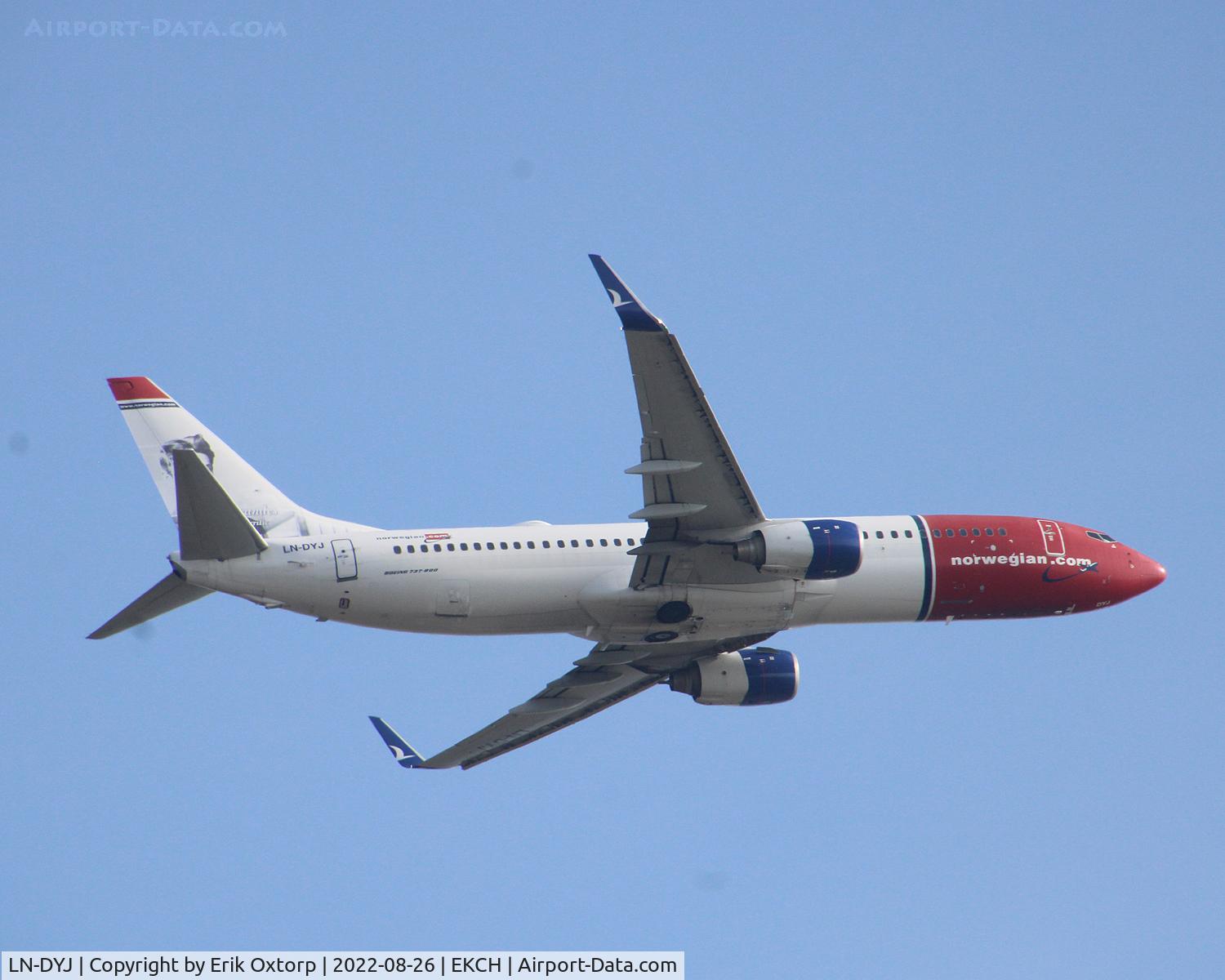 LN-DYJ, 2010 Boeing 737-8JP C/N 39045, LN-DYJ go-around CPH
