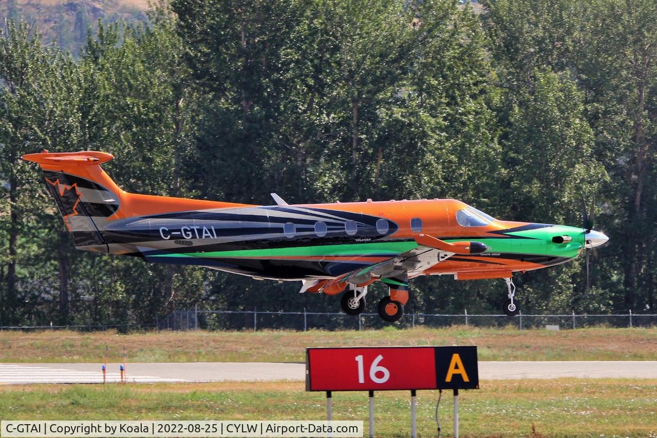 C-GTAI, 2007 Pilatus PC-12/47 C/N 812, First pic in the database. Arrival from Edmonton Villeneuve (CZVL).