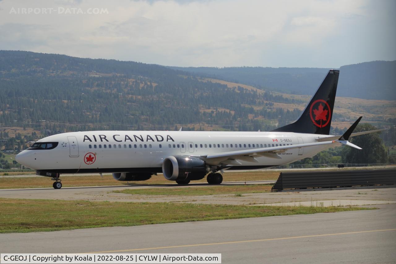 C-GEOJ, 2019 Boeing 737-8 MAX C/N 61237, First pic in the database. Departure to Toronto.