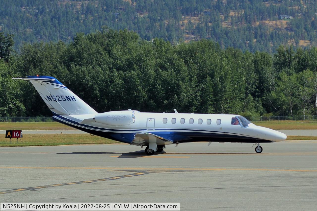 N525NH, 2017 Cessna 525B CitationJet CJ3 C/N 525B-0530, Departure to Edmonton.