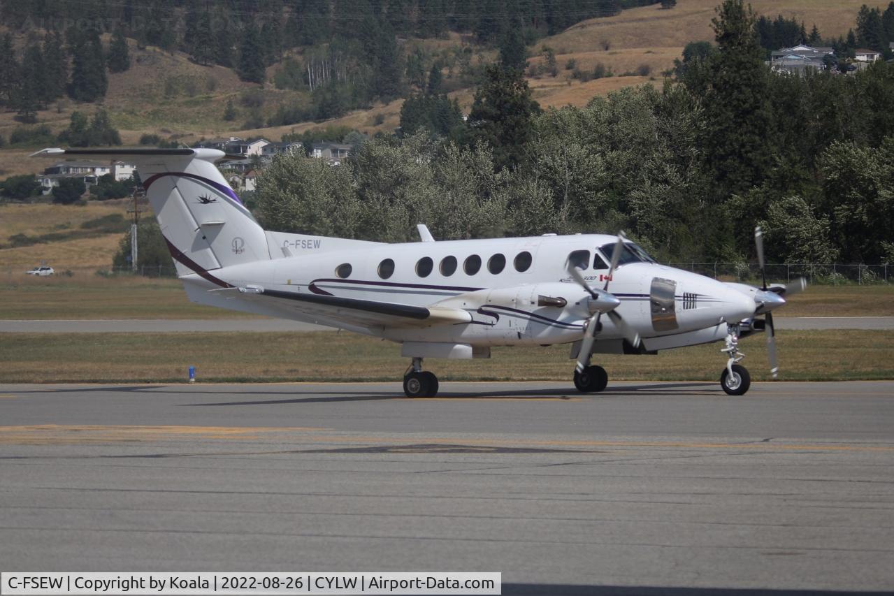 C-FSEW, 1989 Beech 300 Super King Air C/N FA203, First pic in the database- Leaving tp Saskatoon.