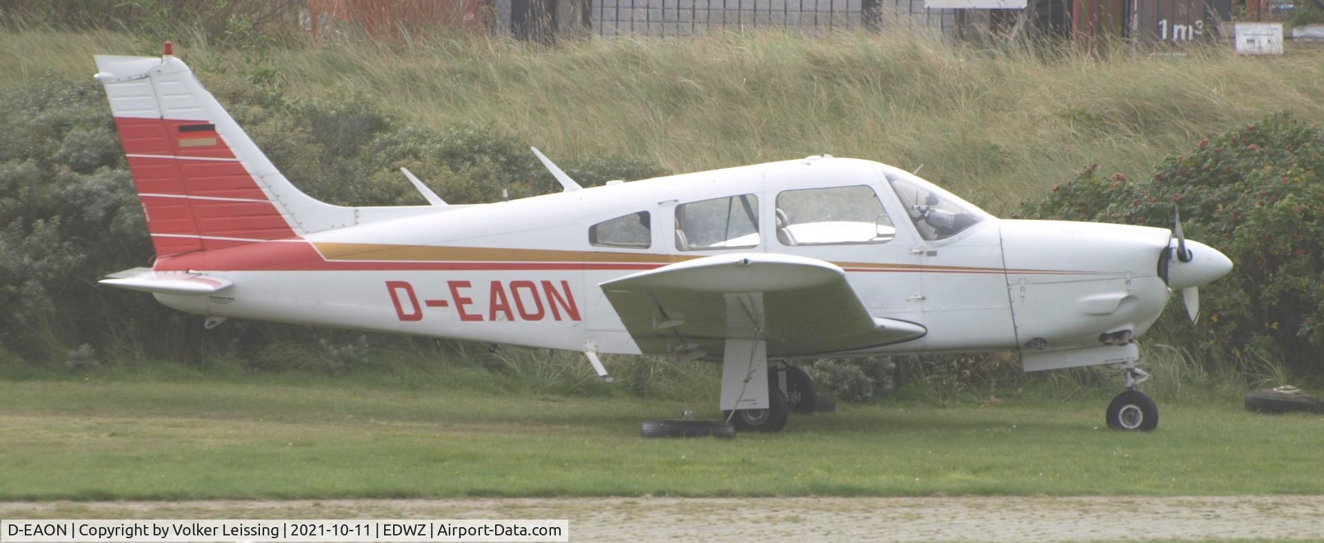 D-EAON, 1975 Piper PA-28R-200 Cherokee Arrow II C/N 28R-7535273, parking