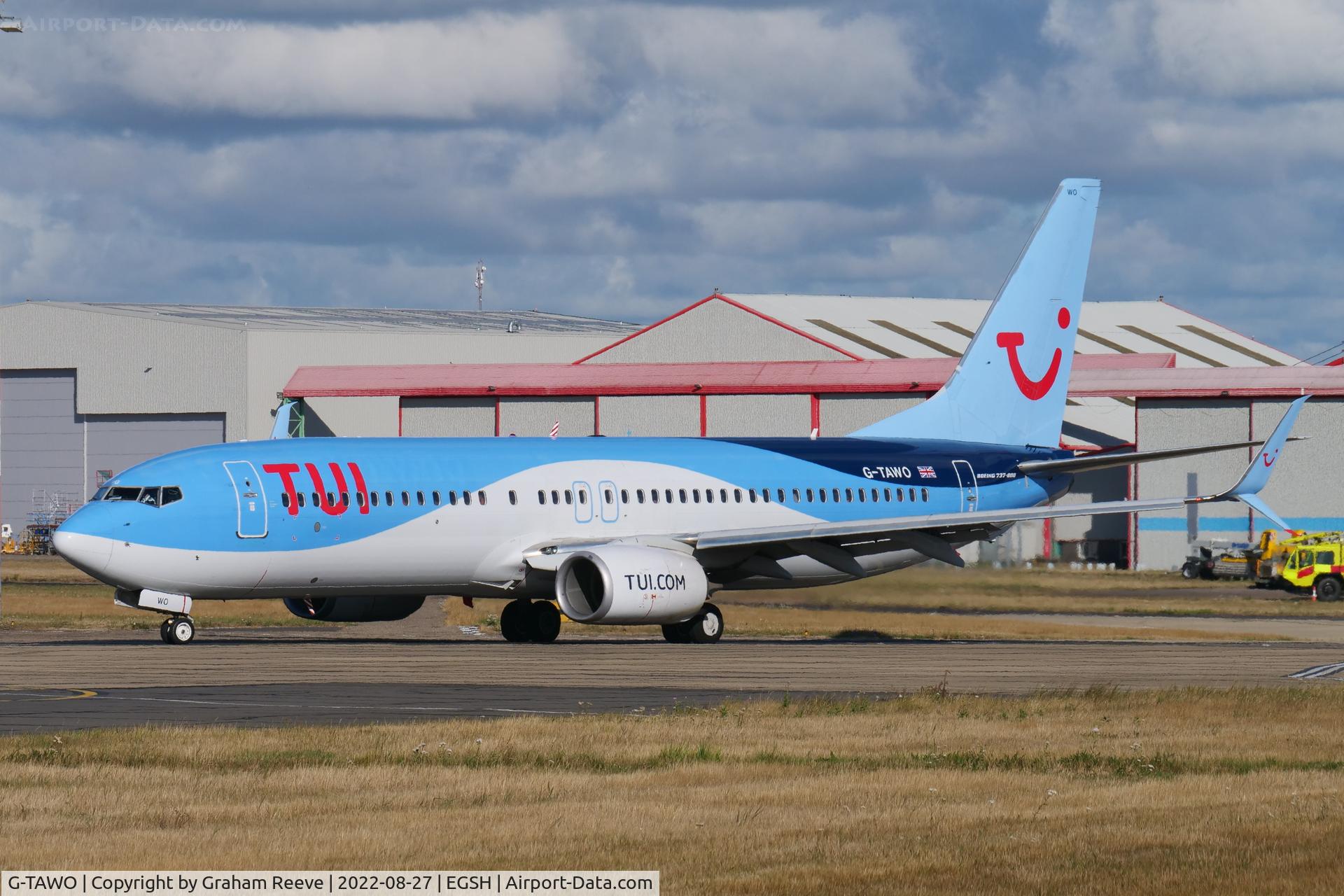 G-TAWO, 2013 Boeing 737-8K5 C/N 37255, Departing from Norwich.