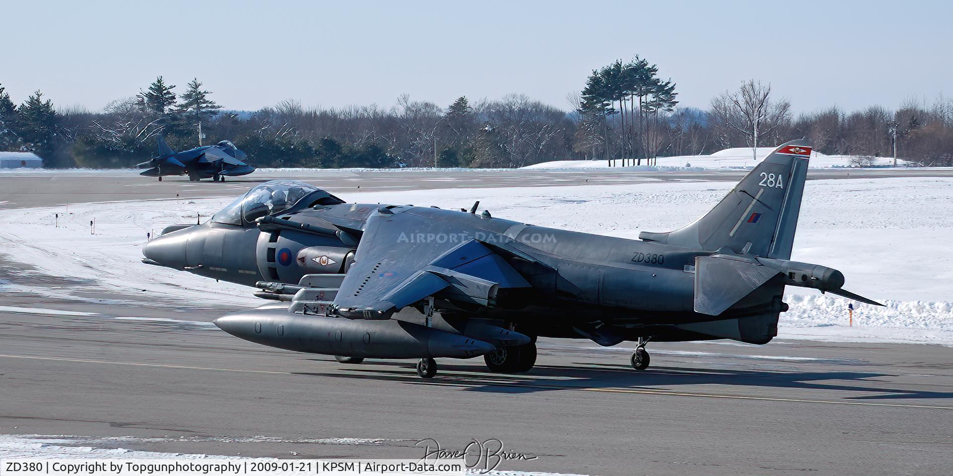 ZD380, 1988 British Aerospace Harrrier GR.7 C/N P28, taking RW34