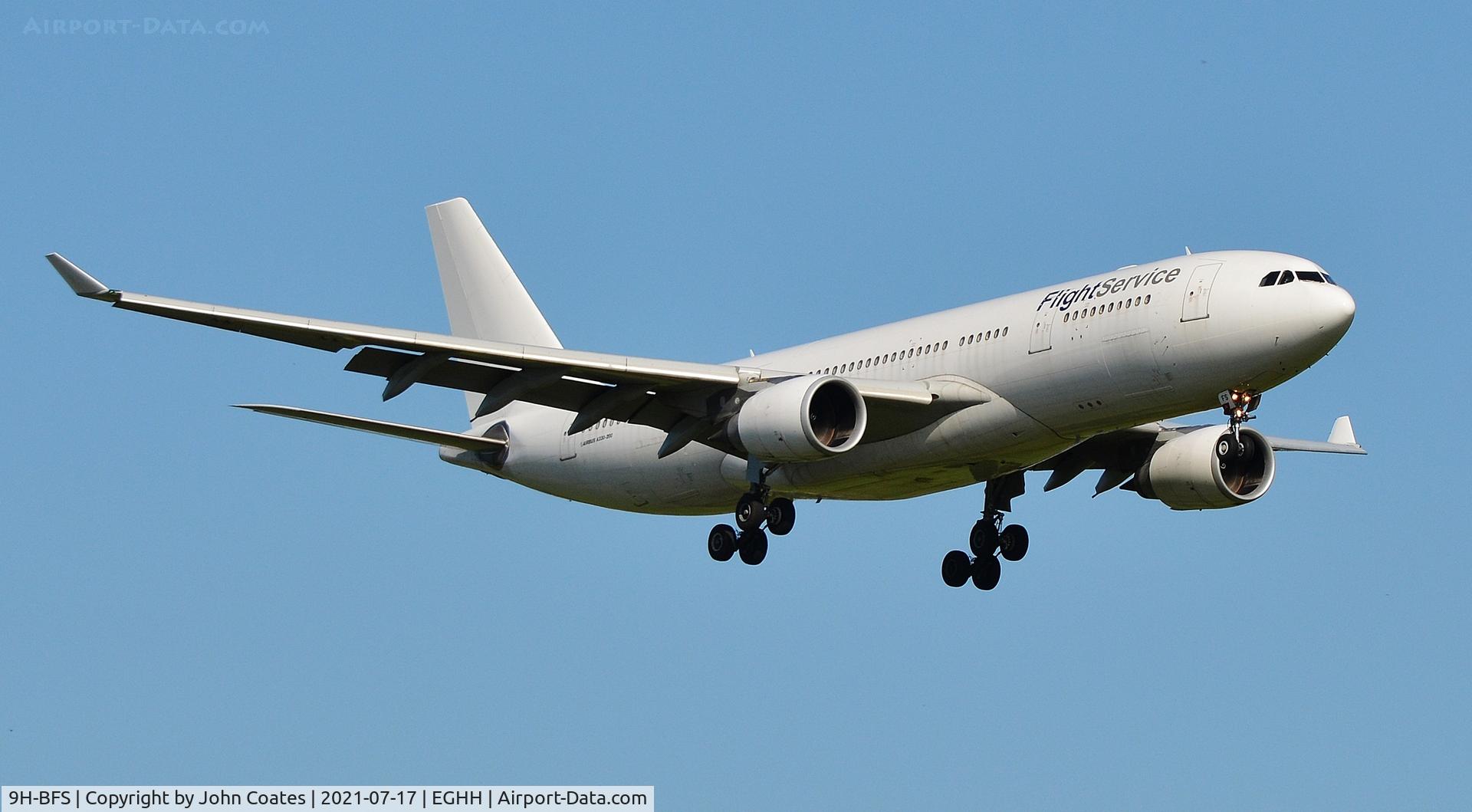9H-BFS, 2002 Airbus A330-203 C/N 472, On approach to 08