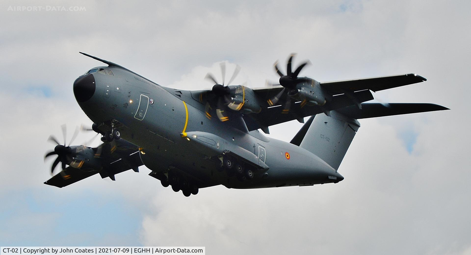 CT-02, 2020 Airbus A400M Atlas C/N 106, Final approach to 26