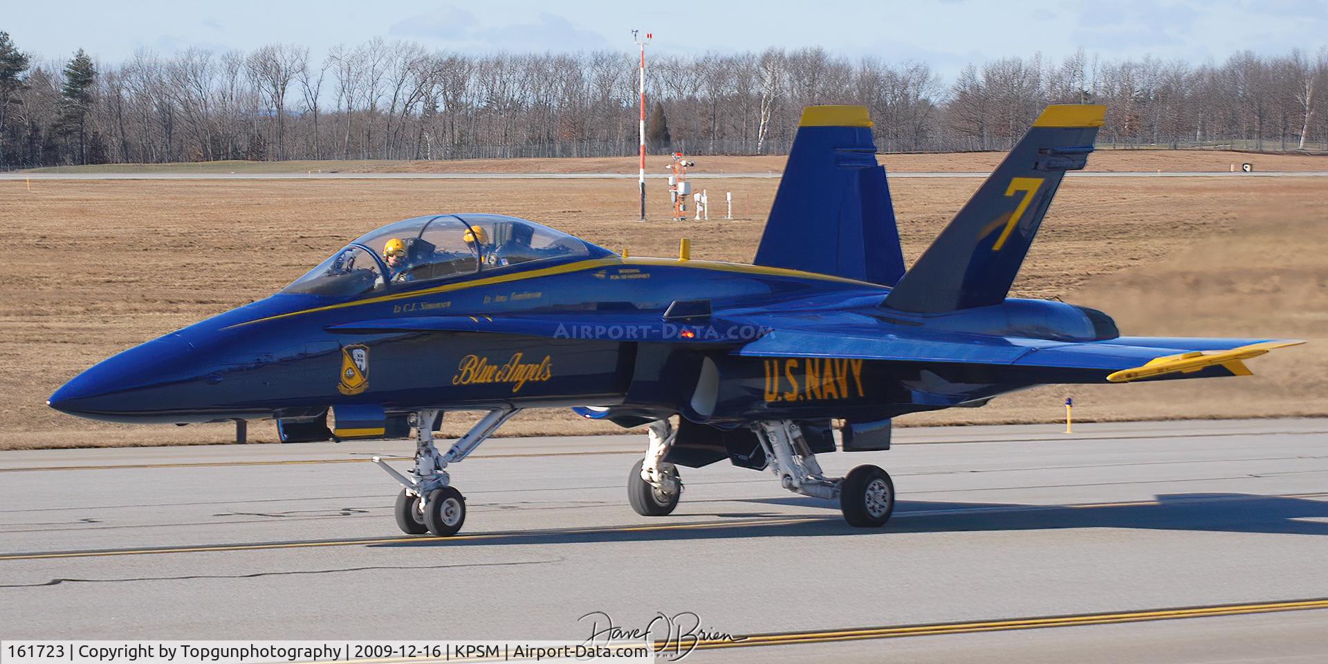 161723, McDonnell Douglas F/A-18B Hornet C/N 0073/B022, Blue Angel #7 heading back after prepping for 2010 Air Show