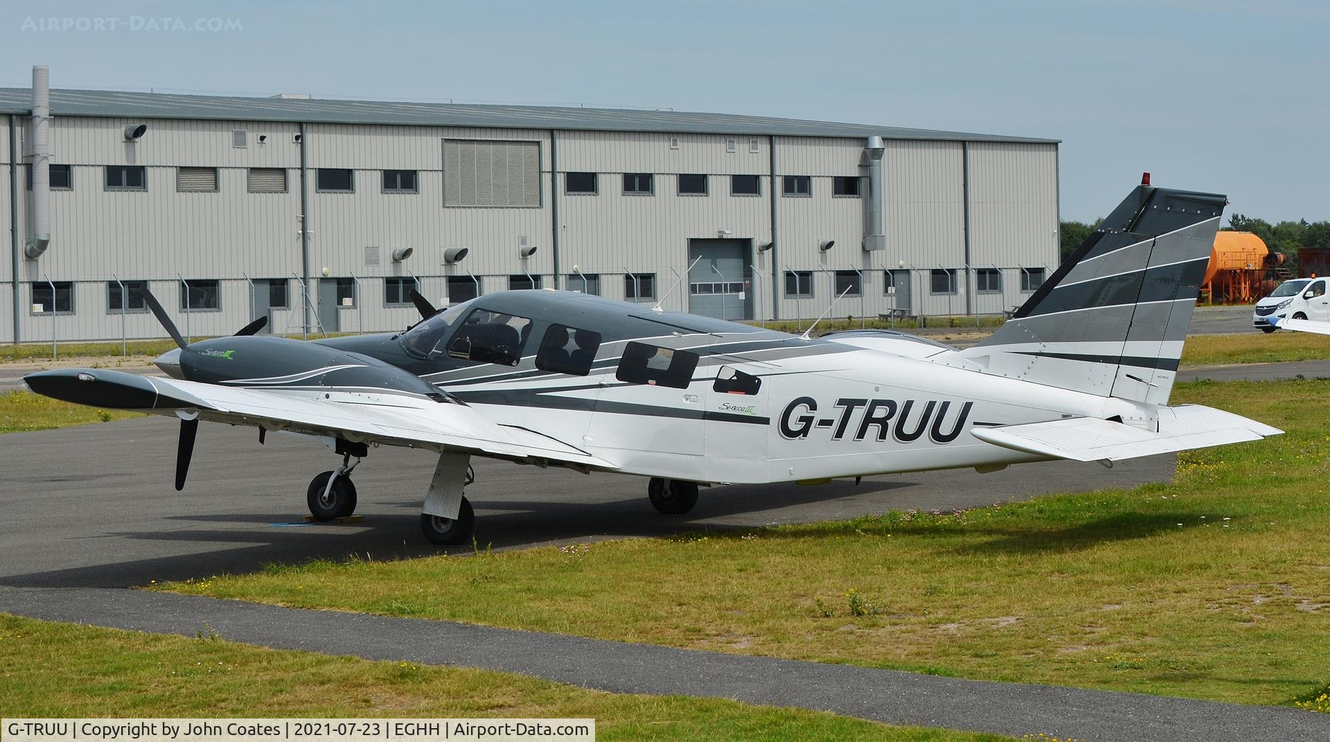 G-TRUU, 1986 Piper PA-34-220T Seneca III C/N 34-33020, Visiting Bliss Avn.