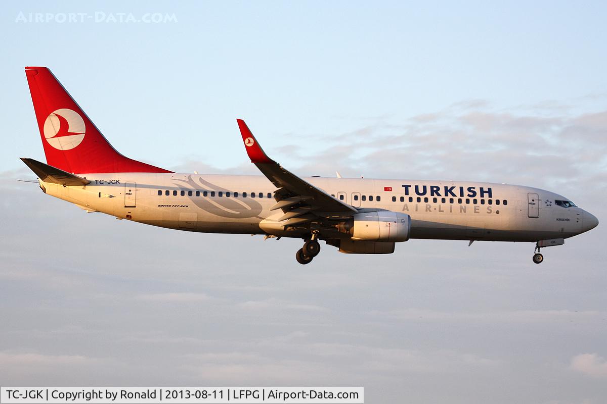 TC-JGK, 2006 Boeing 737-8F2 C/N 34409, at cdg
