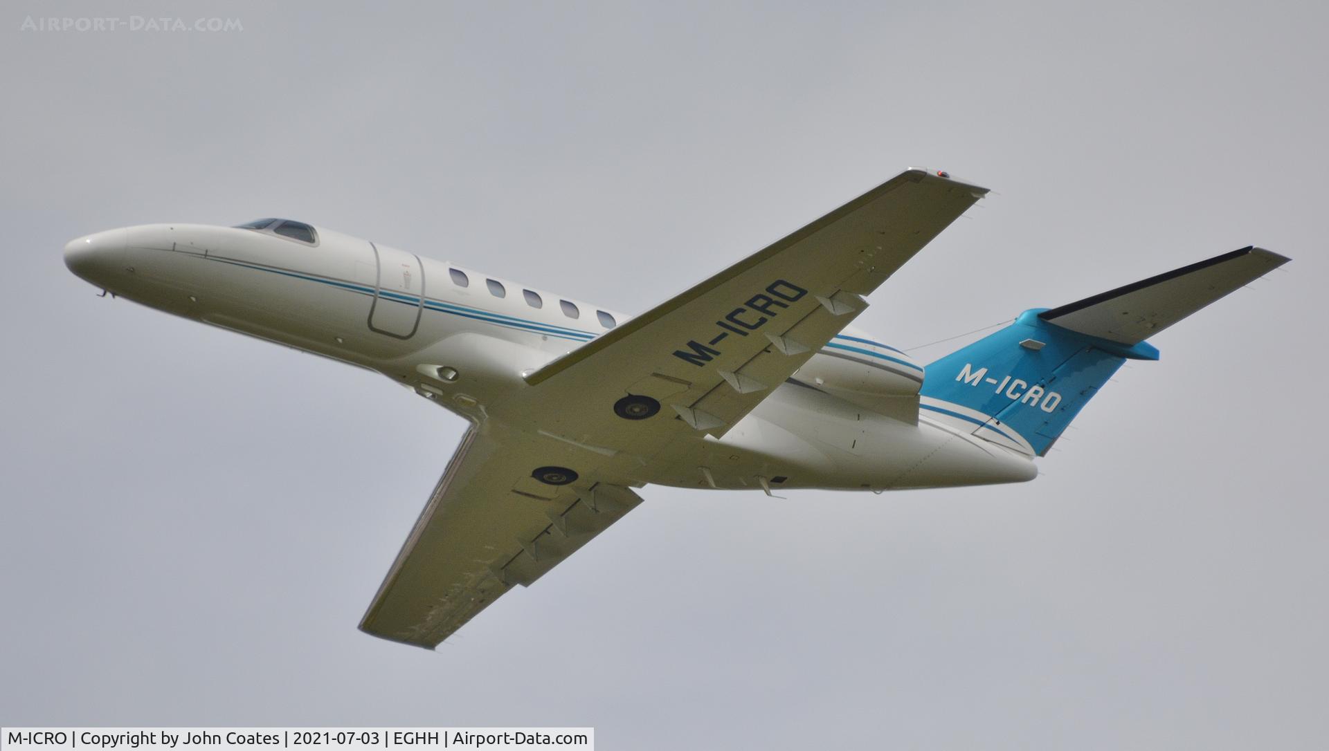 M-ICRO, 2017 Cessna 525C CitationJet CJ4 C/N 525C-0257, Departing