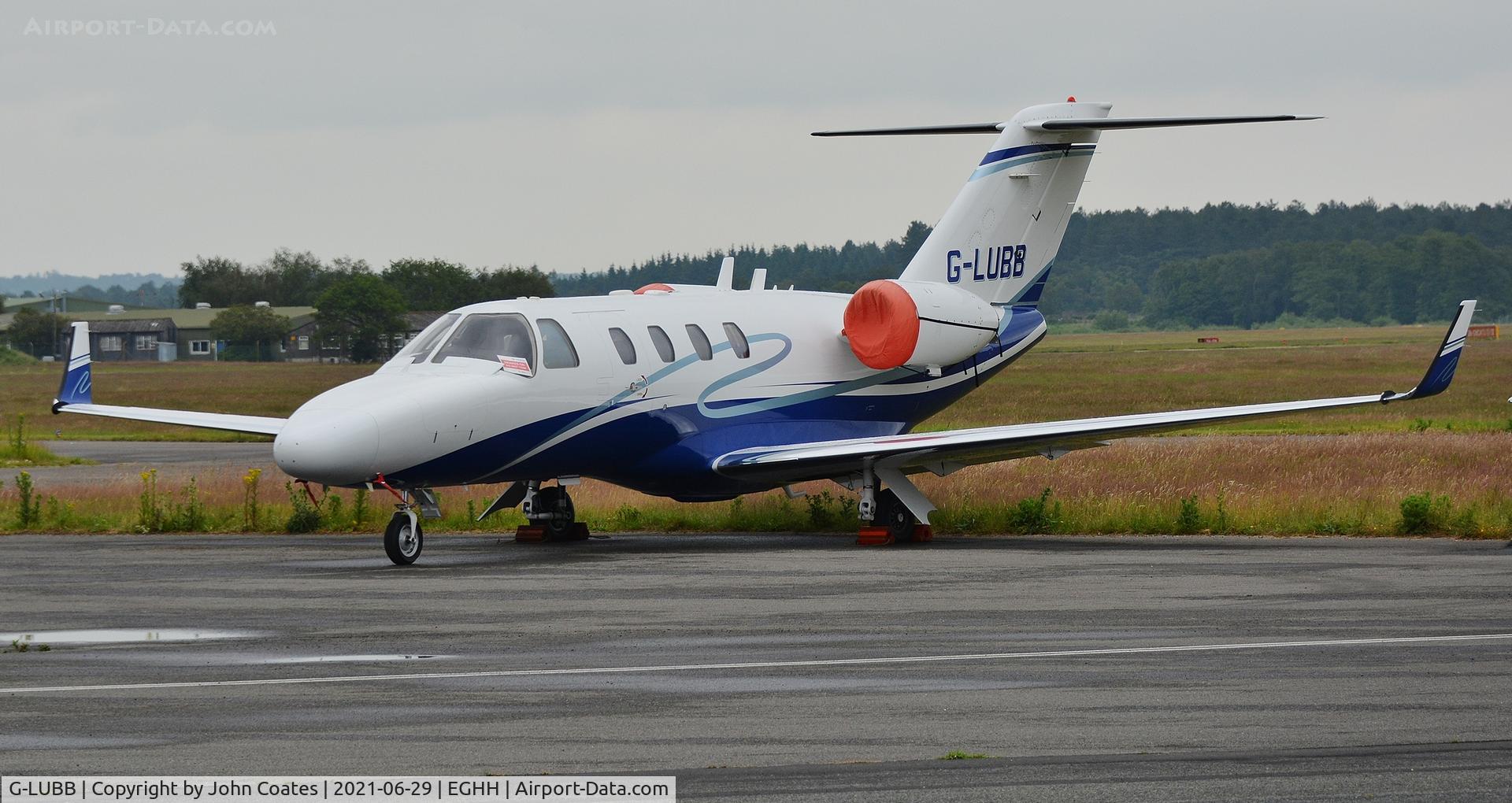 G-LUBB, 1998 Cessna 525 CitationJet C/N 525-0271, At Technicair