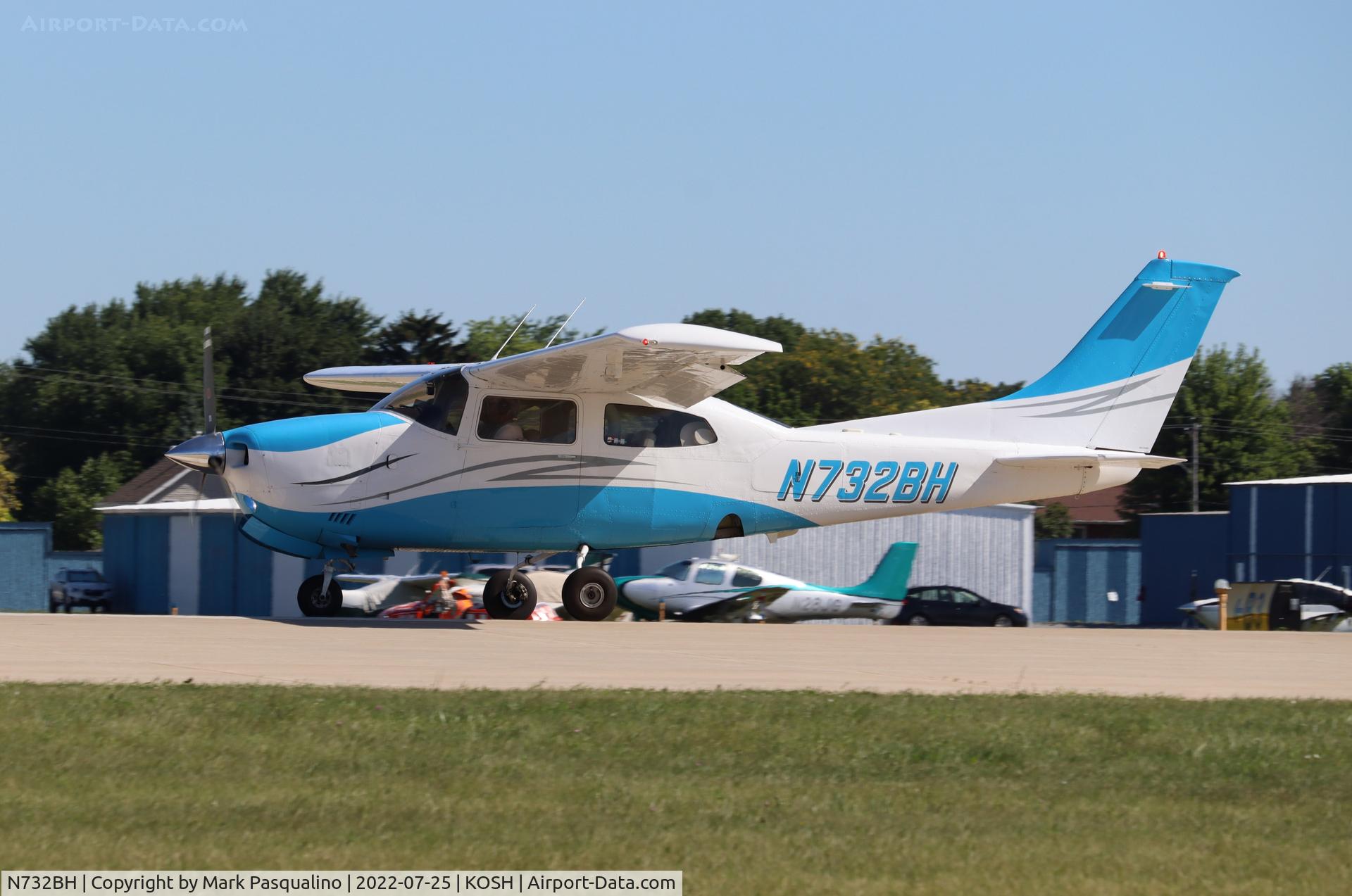 N732BH, 1976 Cessna 210L Centurion C/N 21061383, Cessna 210L