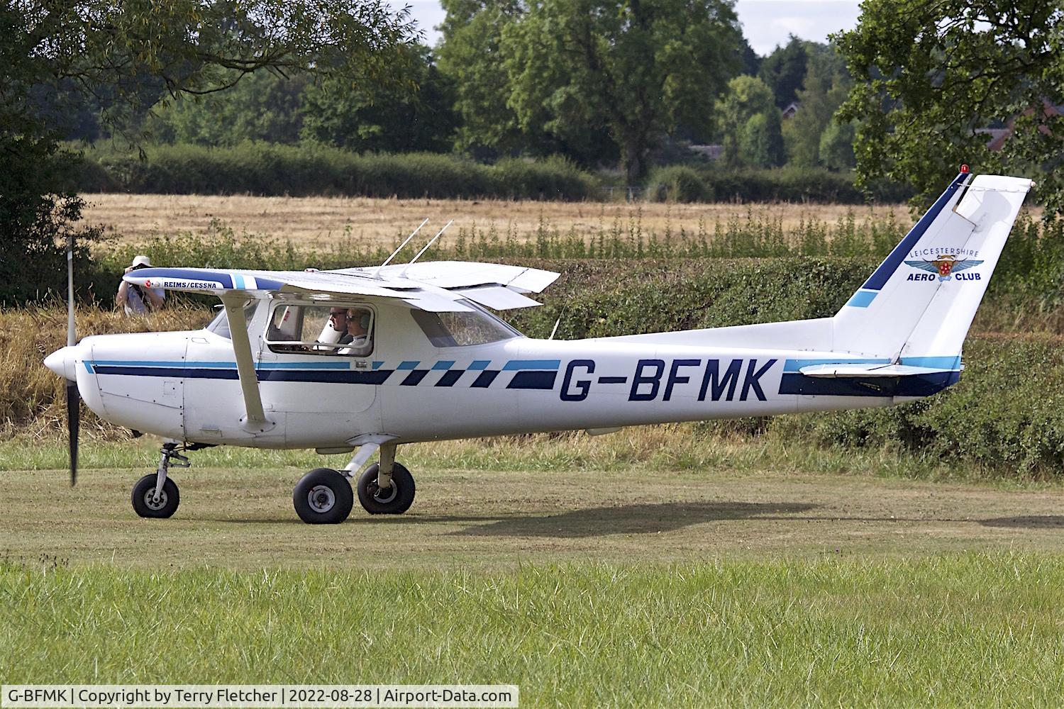 G-BFMK, 1978 Reims FA152 Aerobat C/N 0344, At Stoke Golding