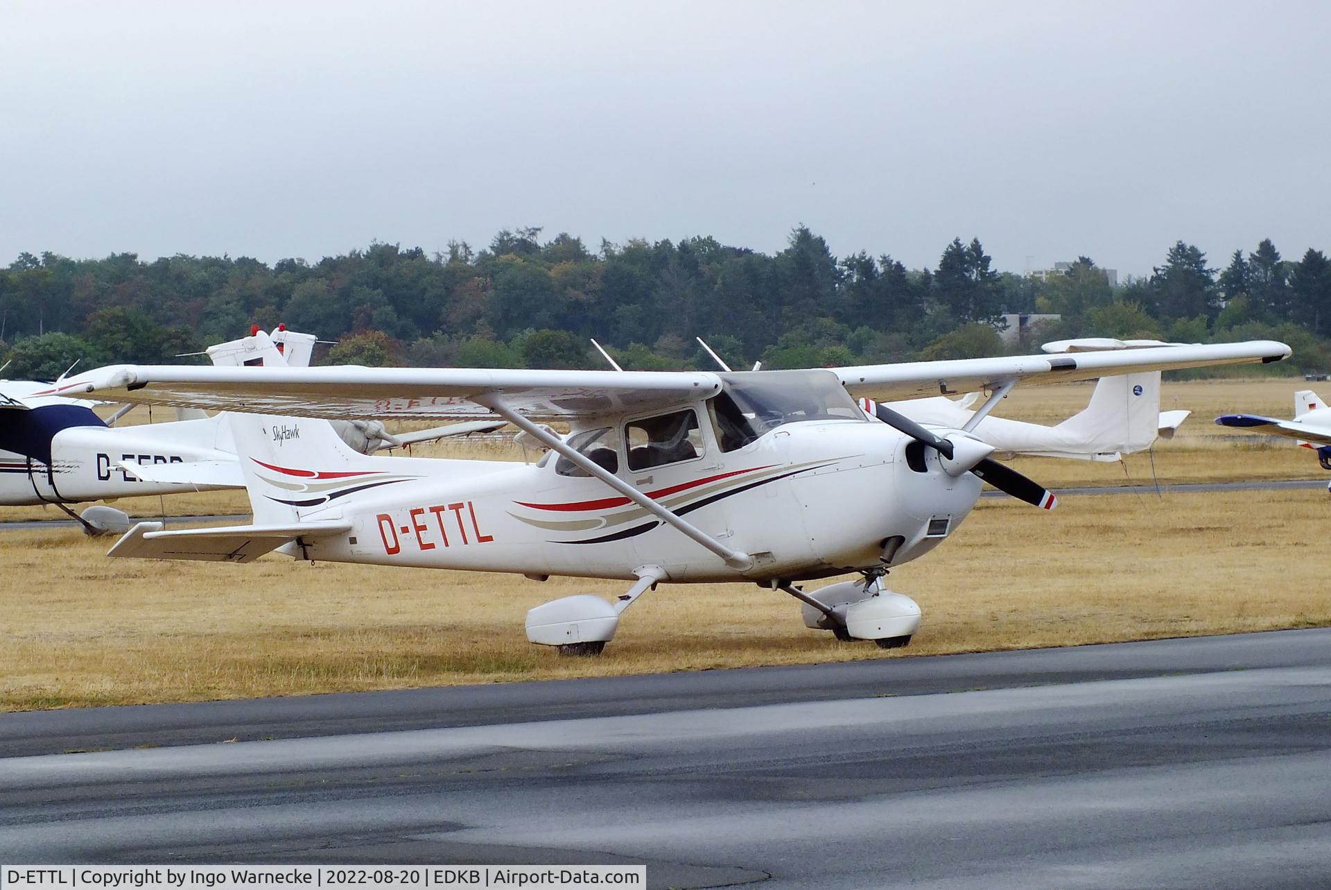 D-ETTL, 2004 Cessna 172R Skyhawk C/N 17281217, Cessna 172R Skyhawk at Bonn-Hangelar airfield during the Grumman Fly-in 2022