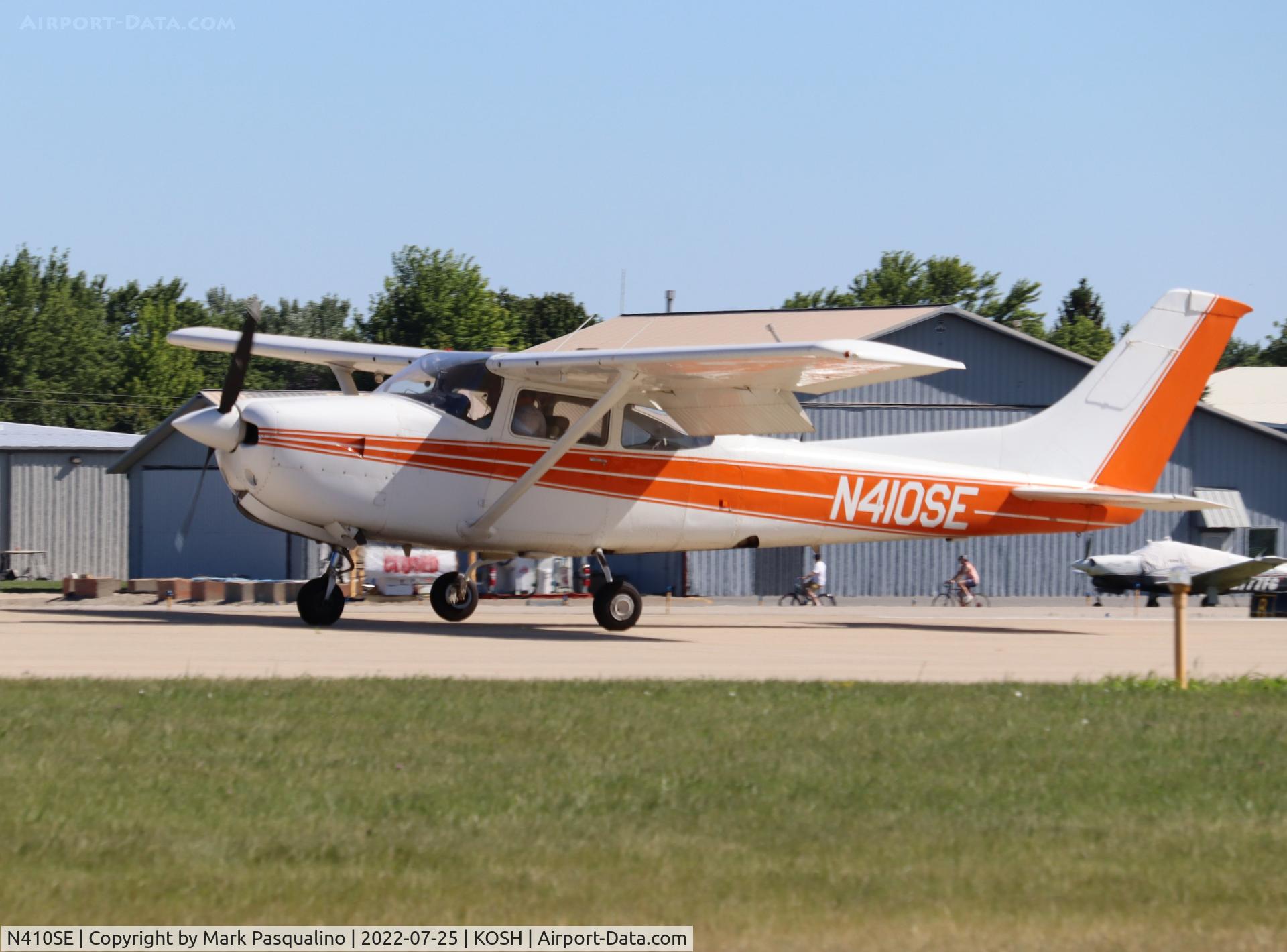 N410SE, Cessna R182 Skylane RG C/N R18200564, Cessna R182