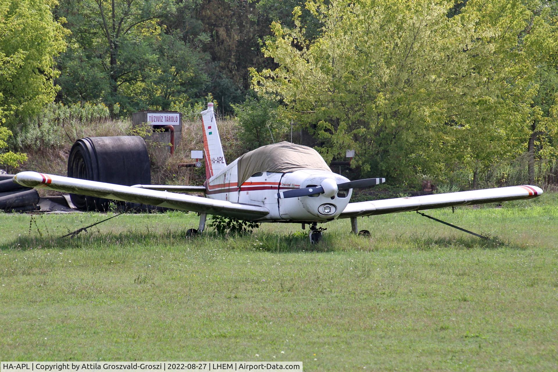HA-APL, 1969 Piper PA-28-140 Cherokee Cruiser C/N 28-25362, LHEM - id.Rubik Ernö Airport, Esztergom