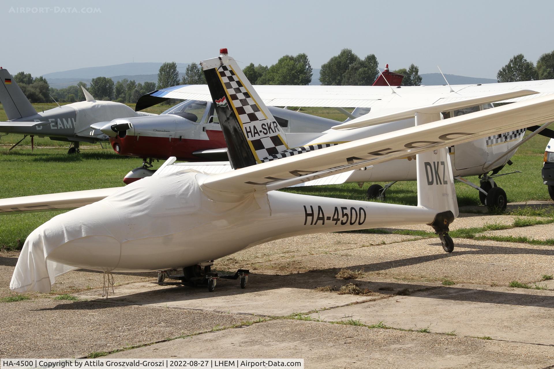 HA-4500, 1975 Glasflugel H-205 Club Libelle C/N 111, LHEM - id.Rubik Ernö Airport, Esztergom