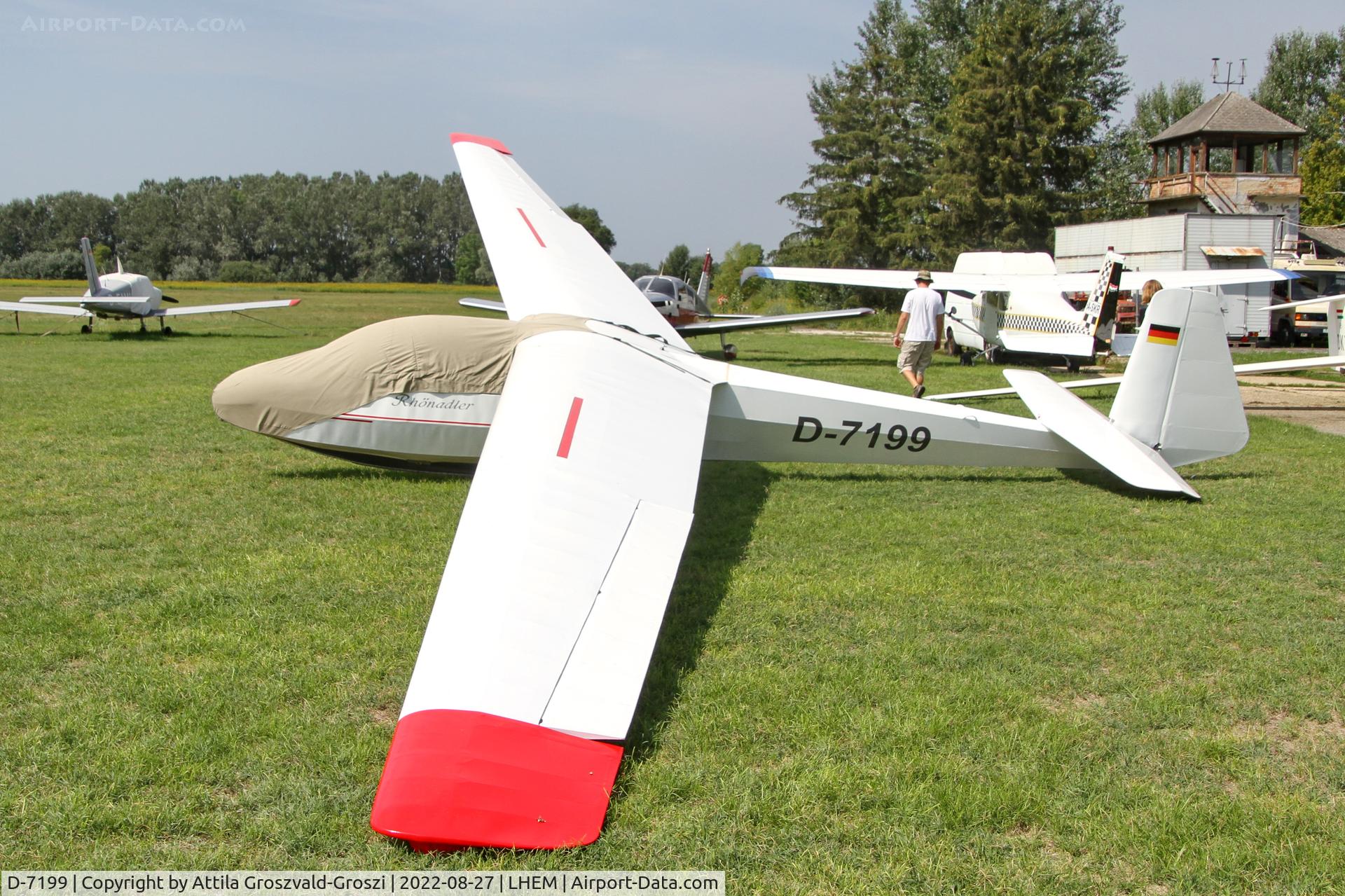 D-7199, 1960 Schleicher Ka-7 Rhonadler C/N 690, LHEM - id.Rubik Ernö Airport, Esztergom