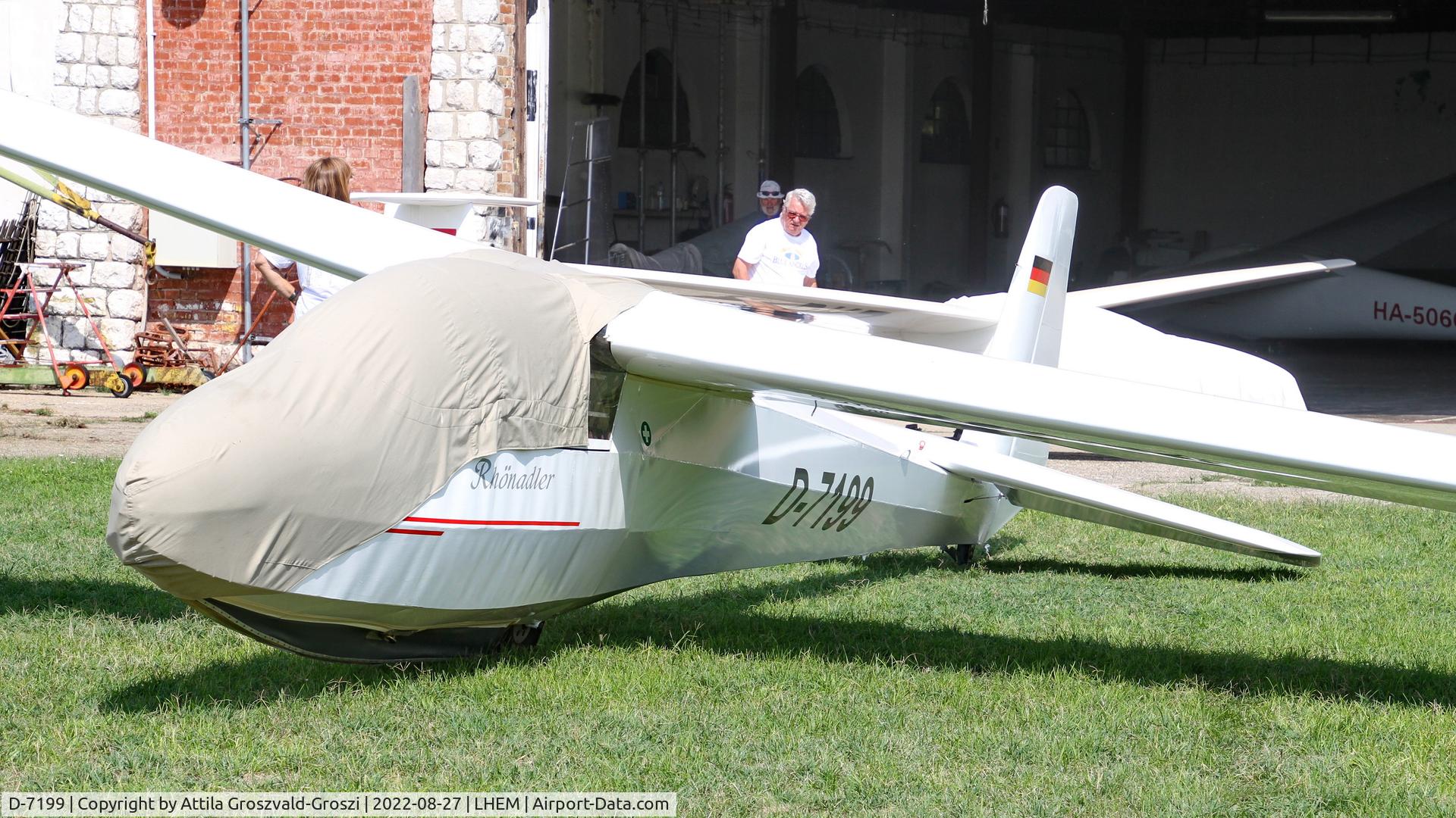 D-7199, 1960 Schleicher Ka-7 Rhonadler C/N 690, LHEM - id.Rubik Ernö Airport, Esztergom