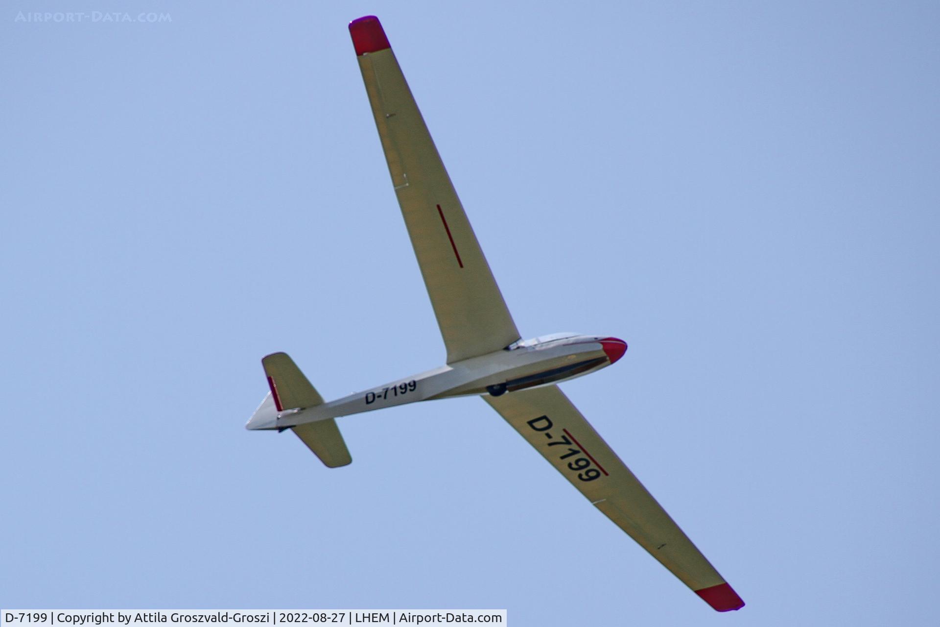 D-7199, 1960 Schleicher Ka-7 Rhonadler C/N 690, LHEM - id.Rubik Ernö Airport, Esztergom