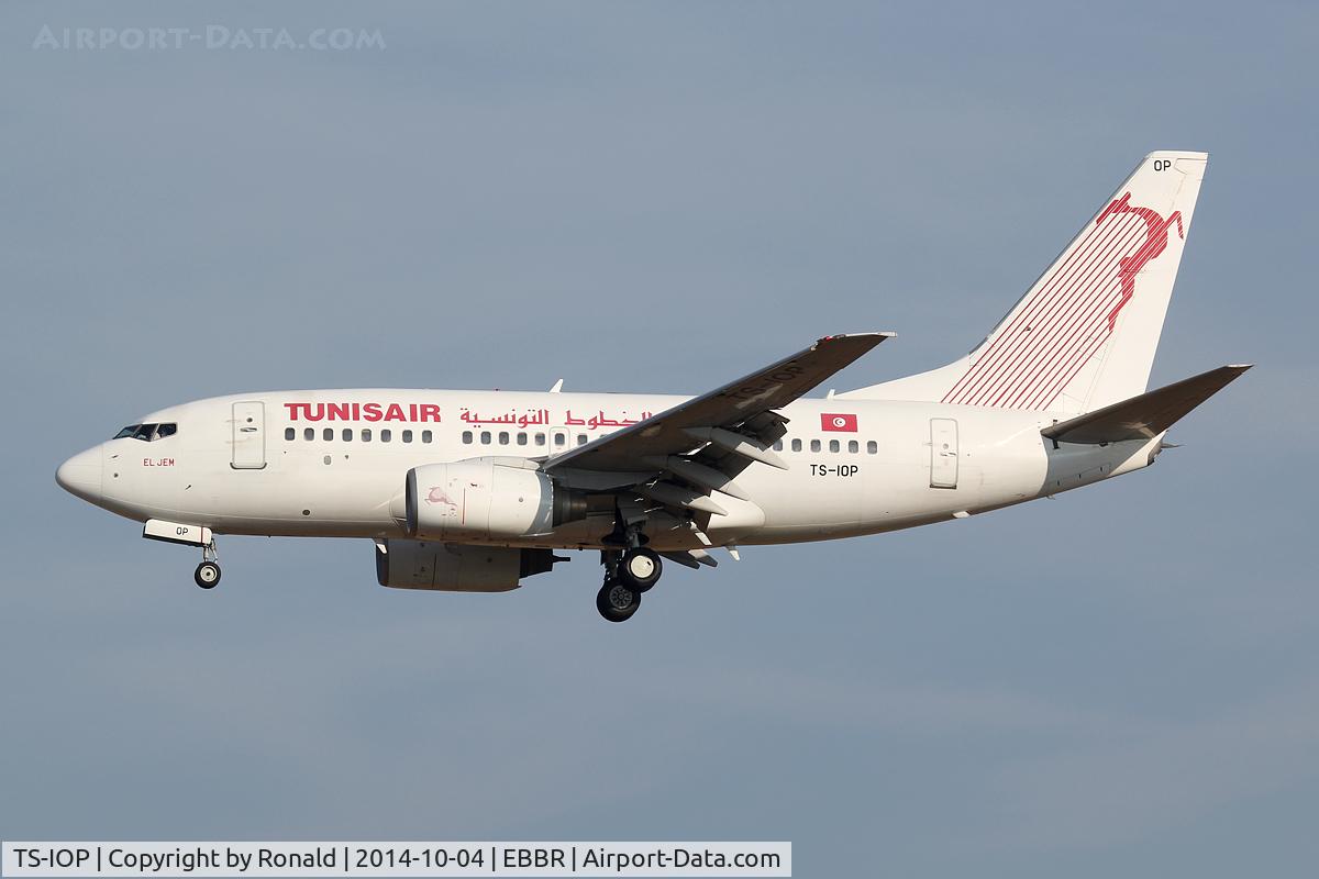 TS-IOP, 2000 Boeing 737-6H3 C/N 29500, at bru
