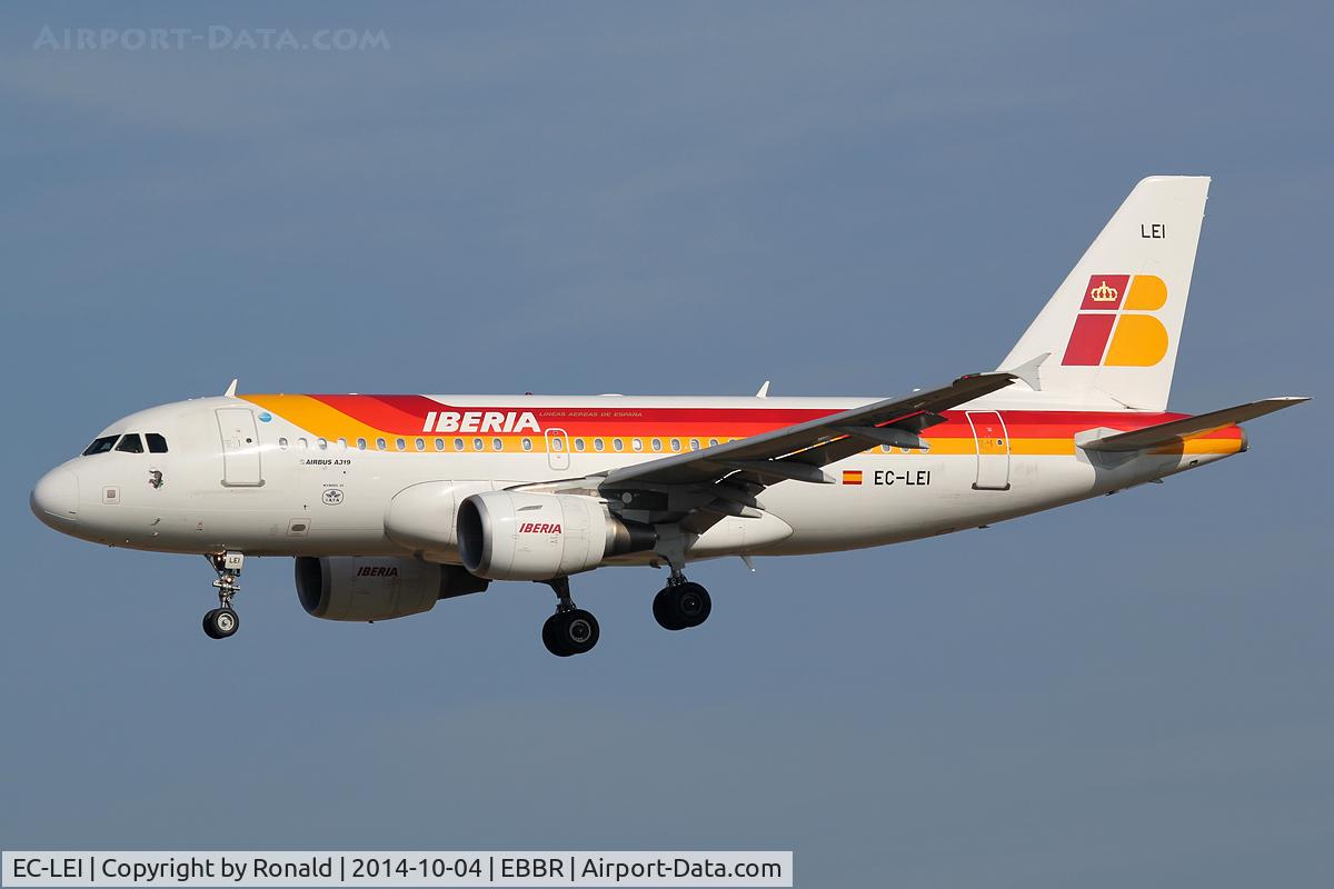 EC-LEI, 2008 Airbus A319-111 C/N 3744, at bru