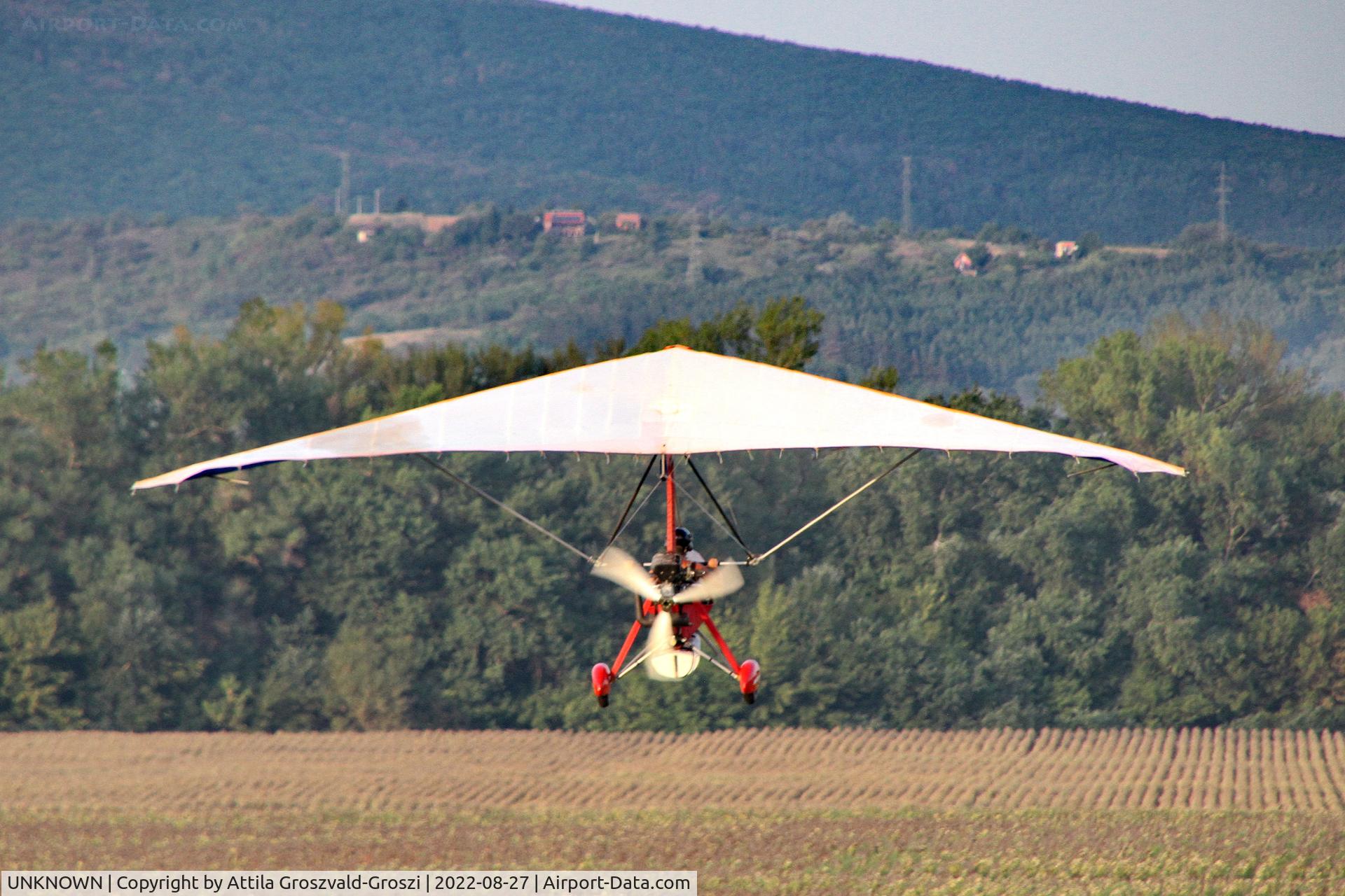 UNKNOWN, 1994 Halley Apollo CXMD/Racer GT C/N 040700/020594, Dunabogdány - AeroGlobus Airfield, Hungary