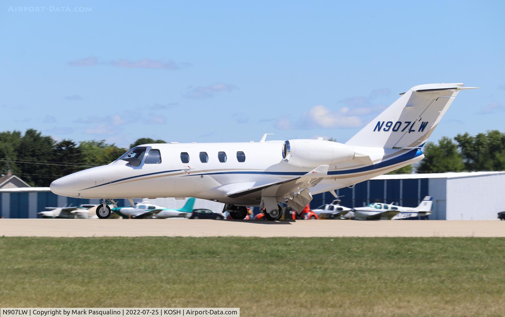 N907LW, 2015 Cessna 525 Citation M2 C/N 525-0868, Cessna 525 M2