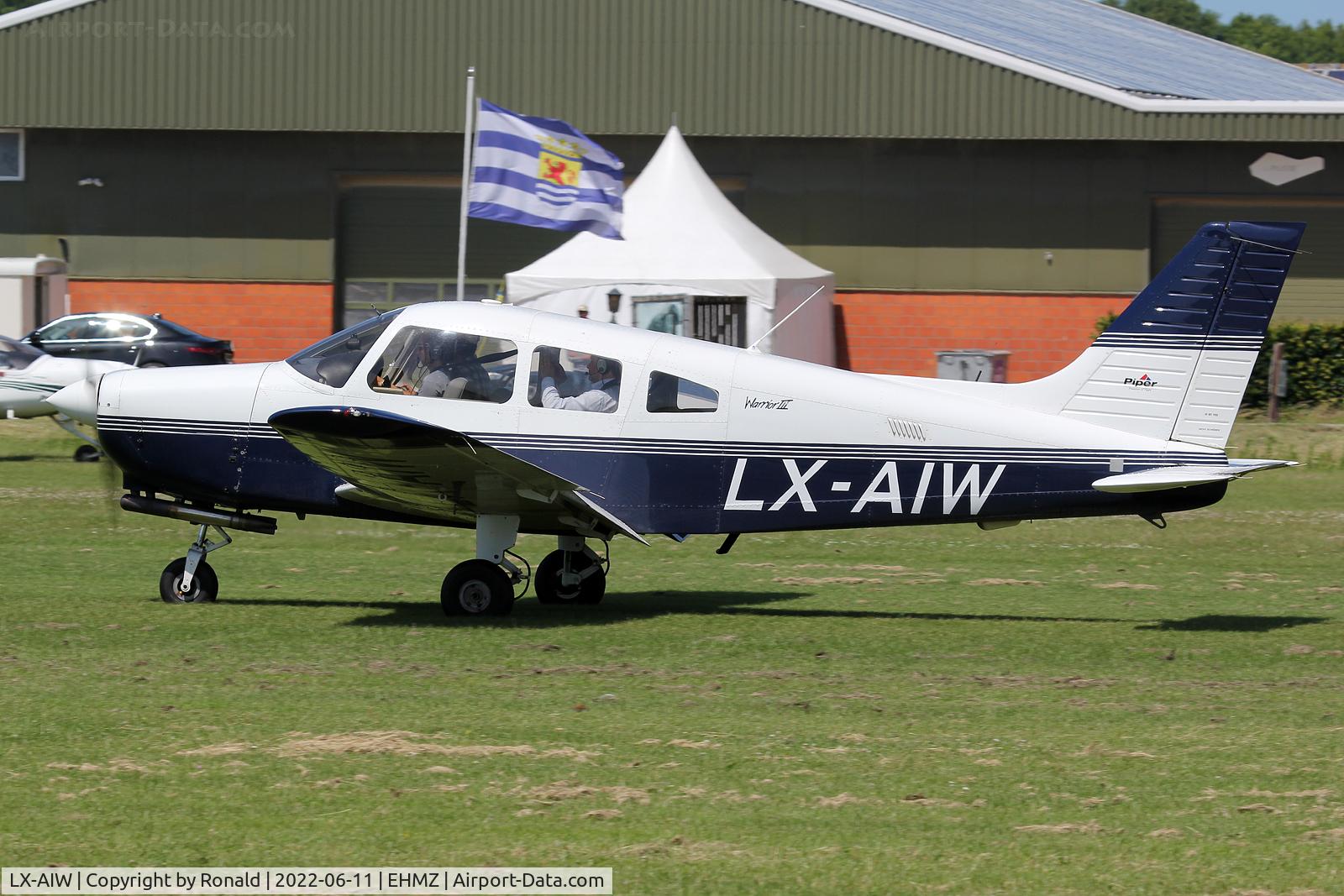 LX-AIW, Piper PA-28-161 Warrior III C/N 28-42153, at ehmz