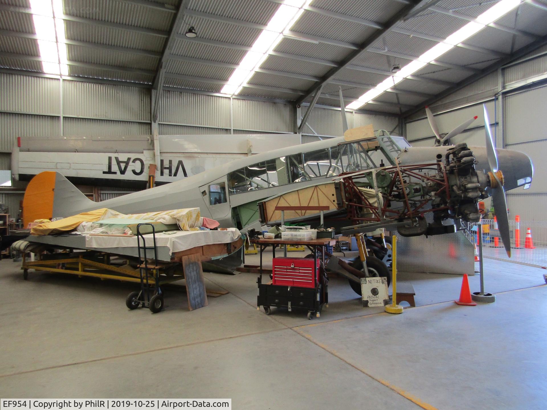 EF954, Avro 652A Anson I C/N Not found EF954, EF954 1942 Avro Anson 1 SAAM Port Adelaide 25.10.19 (1)
