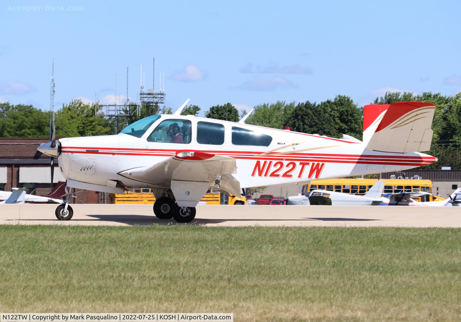 N122TW, 1975 Beech V35B Bonanza C/N D-9794, Beech V35B
