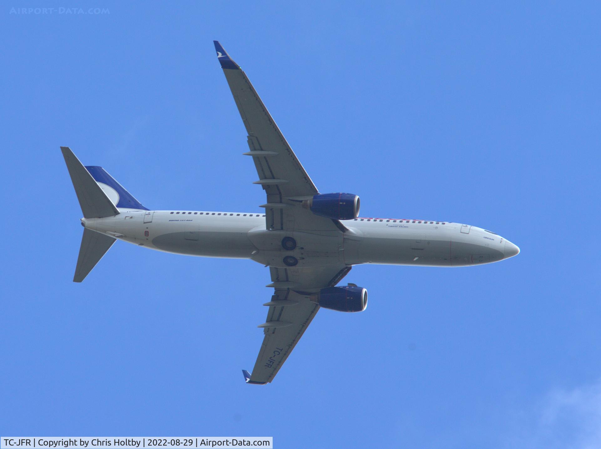 TC-JFR, 1999 Boeing 737-8F2 C/N 29779, Over Ware Herts on its way in to Stansted Airport, Essex