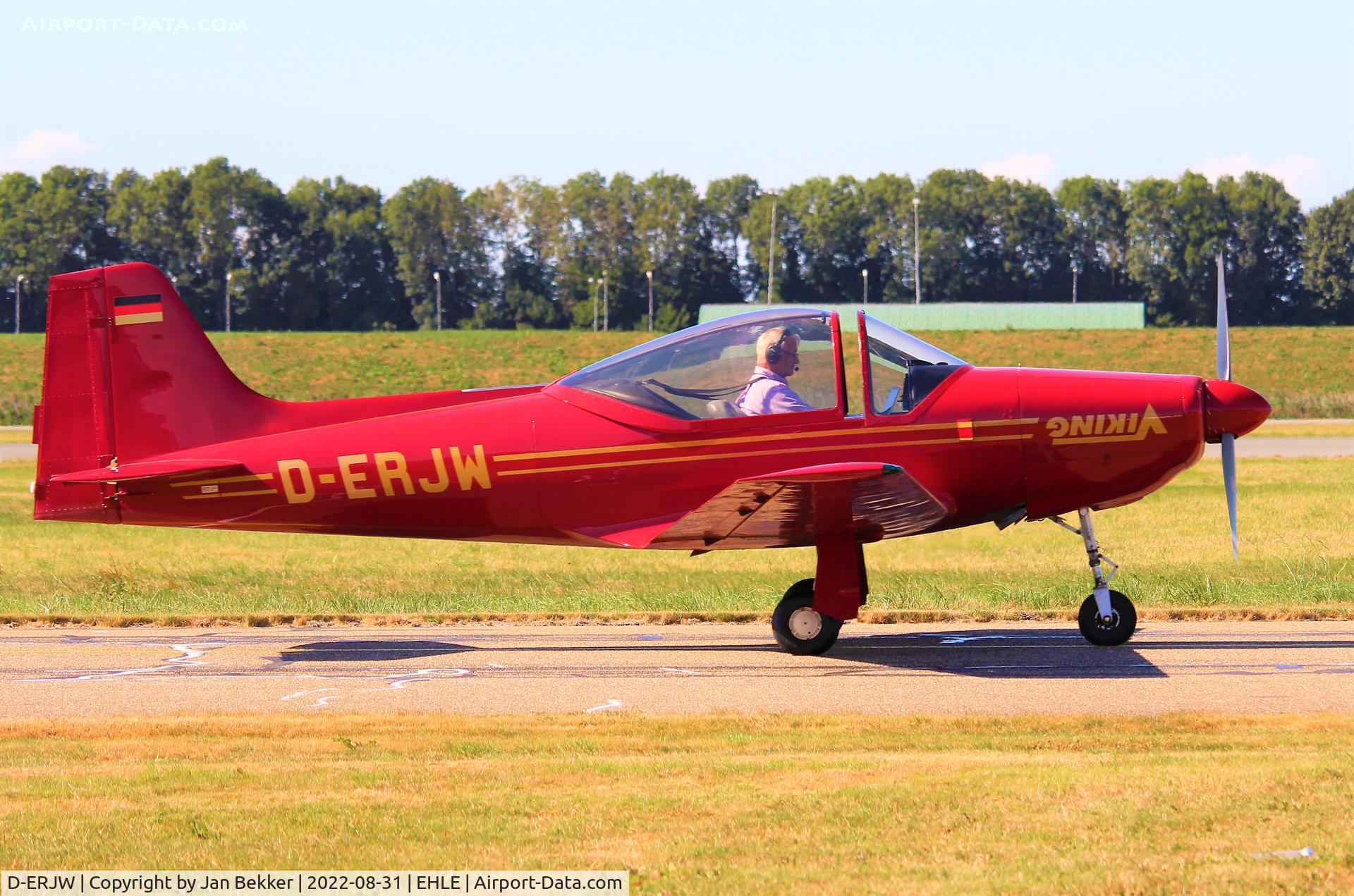 D-ERJW, 1964 Laverda F-8L Falco 4 C/N 403, Lelystad Airport
