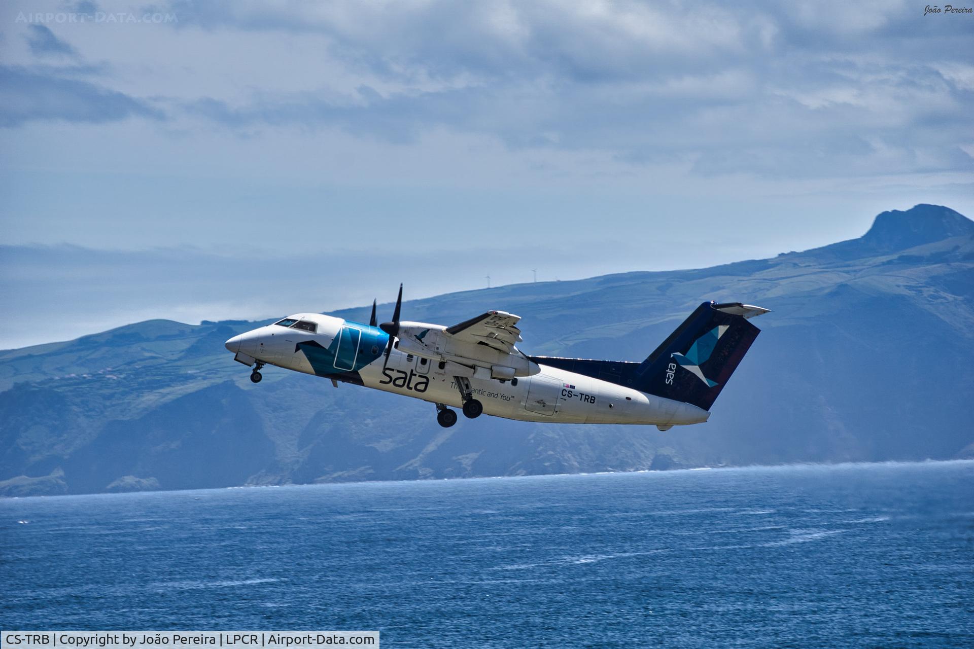 CS-TRB, 1997 De Havilland Canada DHC-8-202 Dash 8 Dash 8 C/N 476, Sata Q200 at Corvo Island
