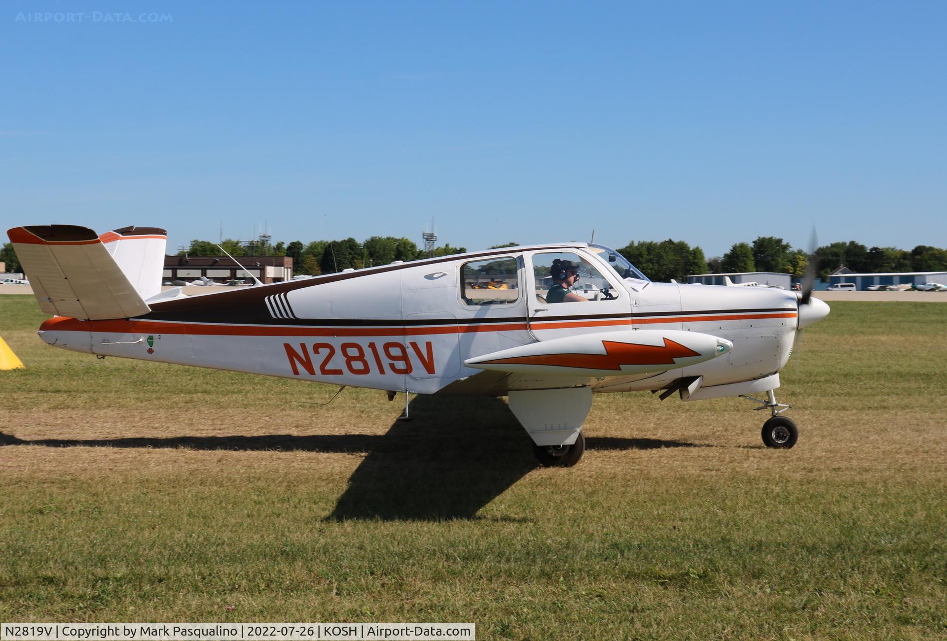 N2819V, 1947 Beech 35 Bonanza C/N D-221, Beech 35