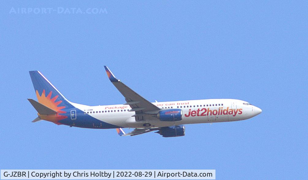 G-JZBR, 2018 Boeing 737-800 C/N 64441, Over Ware, Herts on approach to Stansted Airport, Essex