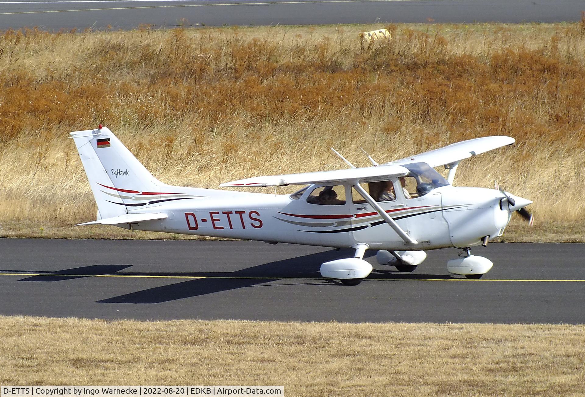 D-ETTS, 2004 Cessna 172R Skyhawk C/N 17281220, Cessna 172R Skyhawk at Bonn-Hangelar airfield during the Grumman Fly-in 2022
