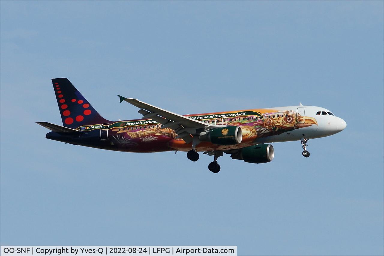 OO-SNF, 2006 Airbus A320-214 C/N 2810, Airbus A320-214, On final rwy 09L, Roissy Charles De Gaulle airport (LFPG-CDG)